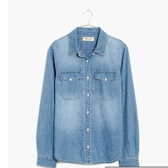 Madewell Denim Button-Up Shirt in Bluffton Wash - Picture 4 of 13